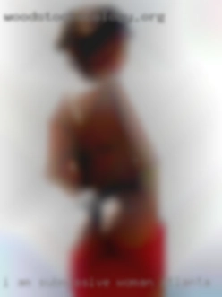 I am submissive woman Atlanta a single white male 32.